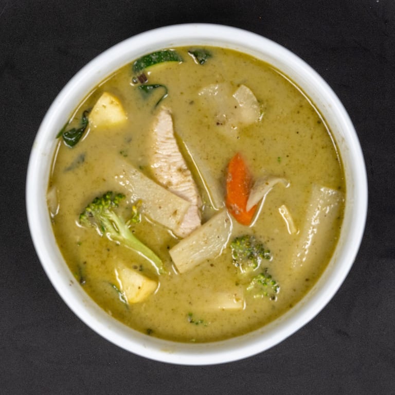 Savor Your Lunch with Thai Flavors